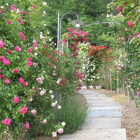 Castel Martino Villa Cortemilia ภายนอก รูปภาพ