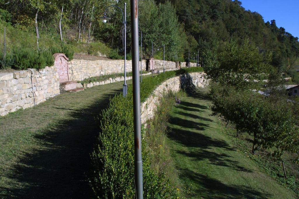 Castel Martino Villa Cortemilia ภายนอก รูปภาพ