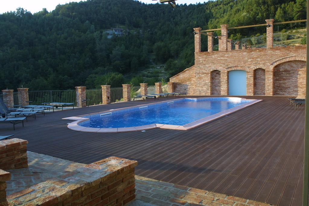 Castel Martino Villa Cortemilia ภายนอก รูปภาพ