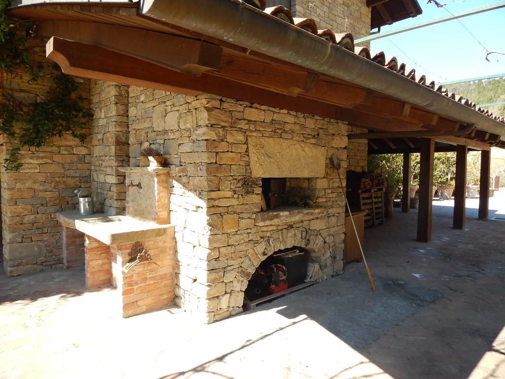 Castel Martino Villa Cortemilia ภายนอก รูปภาพ